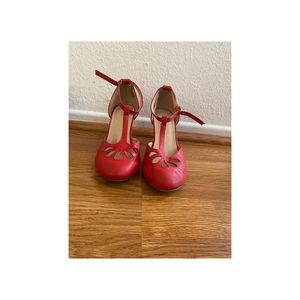 Chase and Chloe shoes